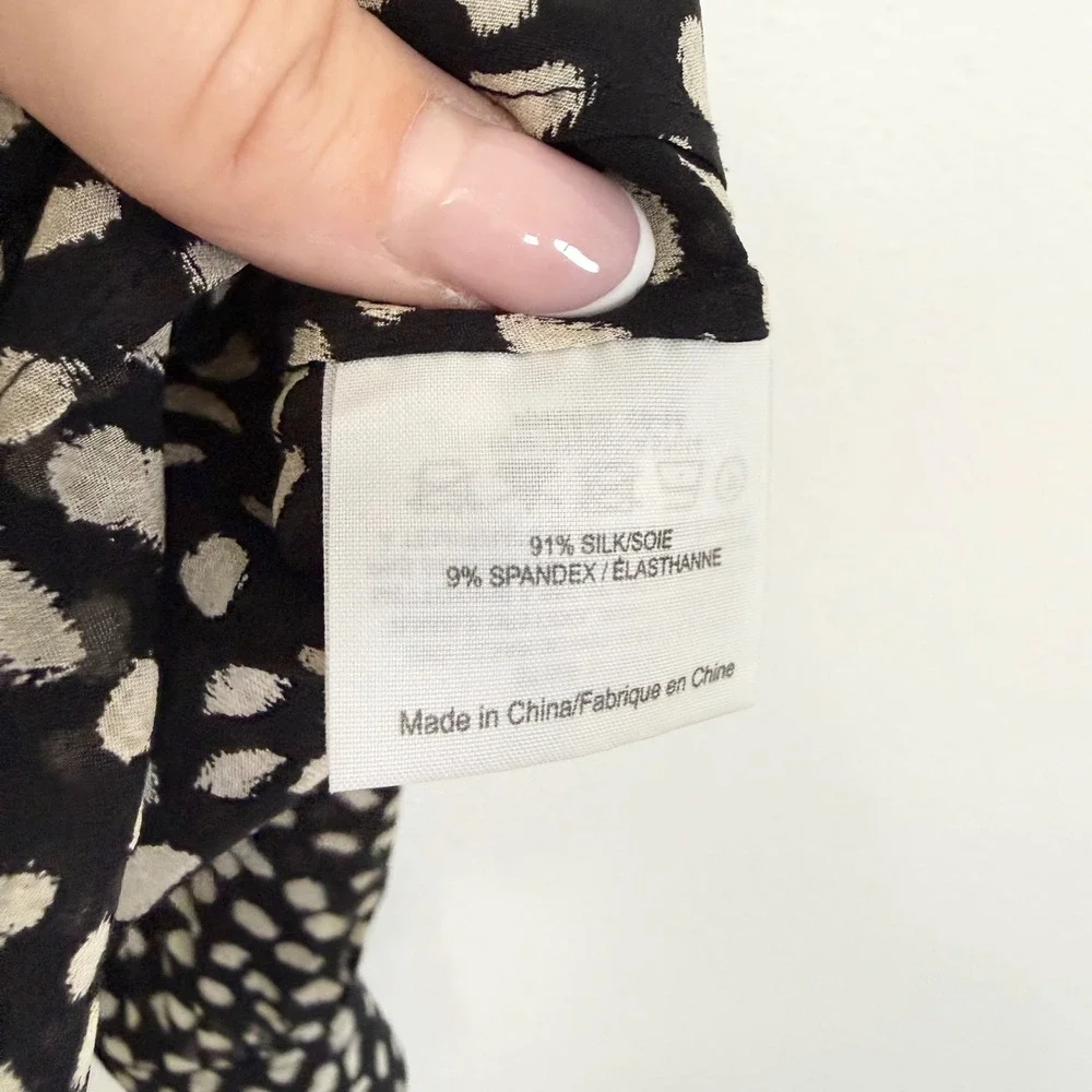 Tory Burch Silk Ruffle Front Blouse Black White Print Size 2